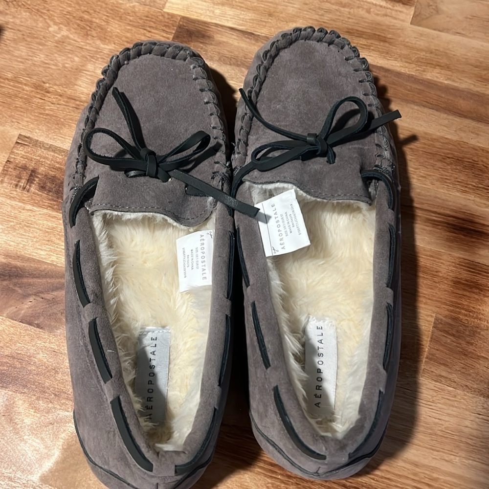 Areopostale Faux Suede Moccasin Size US 7/ EUR 37 Color: Taupe - Picture 2 of 7